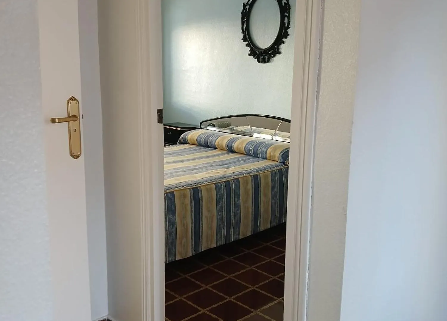 Habitaciones En Casa Residencial Cercana Al Centro Historico De Malaga Homestay