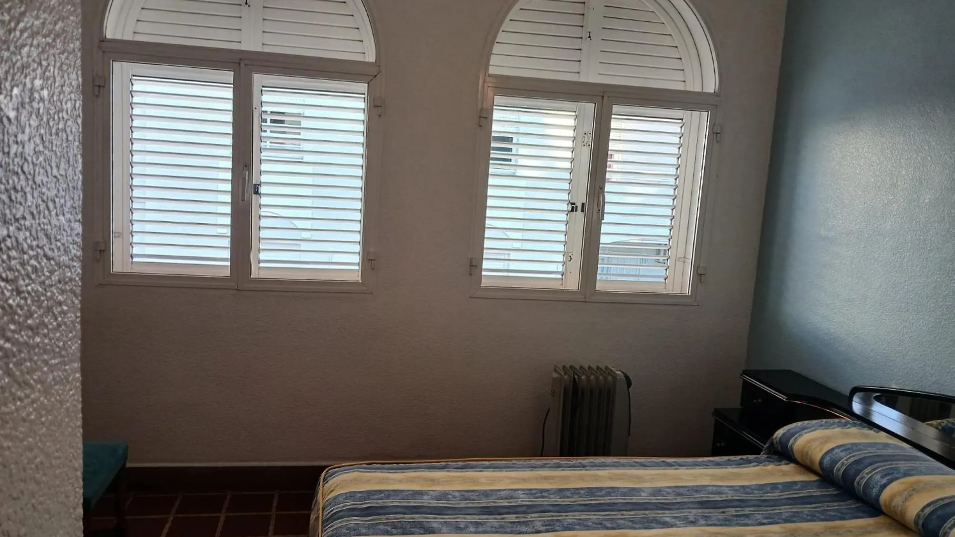 Habitaciones En Casa Residencial Cercana Al Centro Historico De Malaga