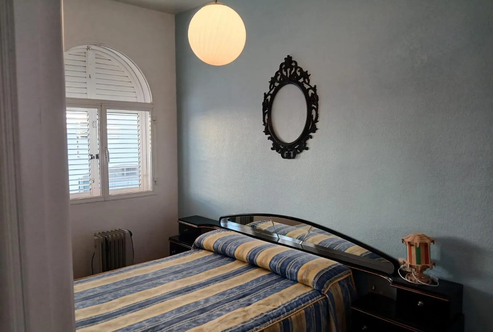 Habitaciones En Casa Residencial Cercana Al Centro Historico De Malaga Spain